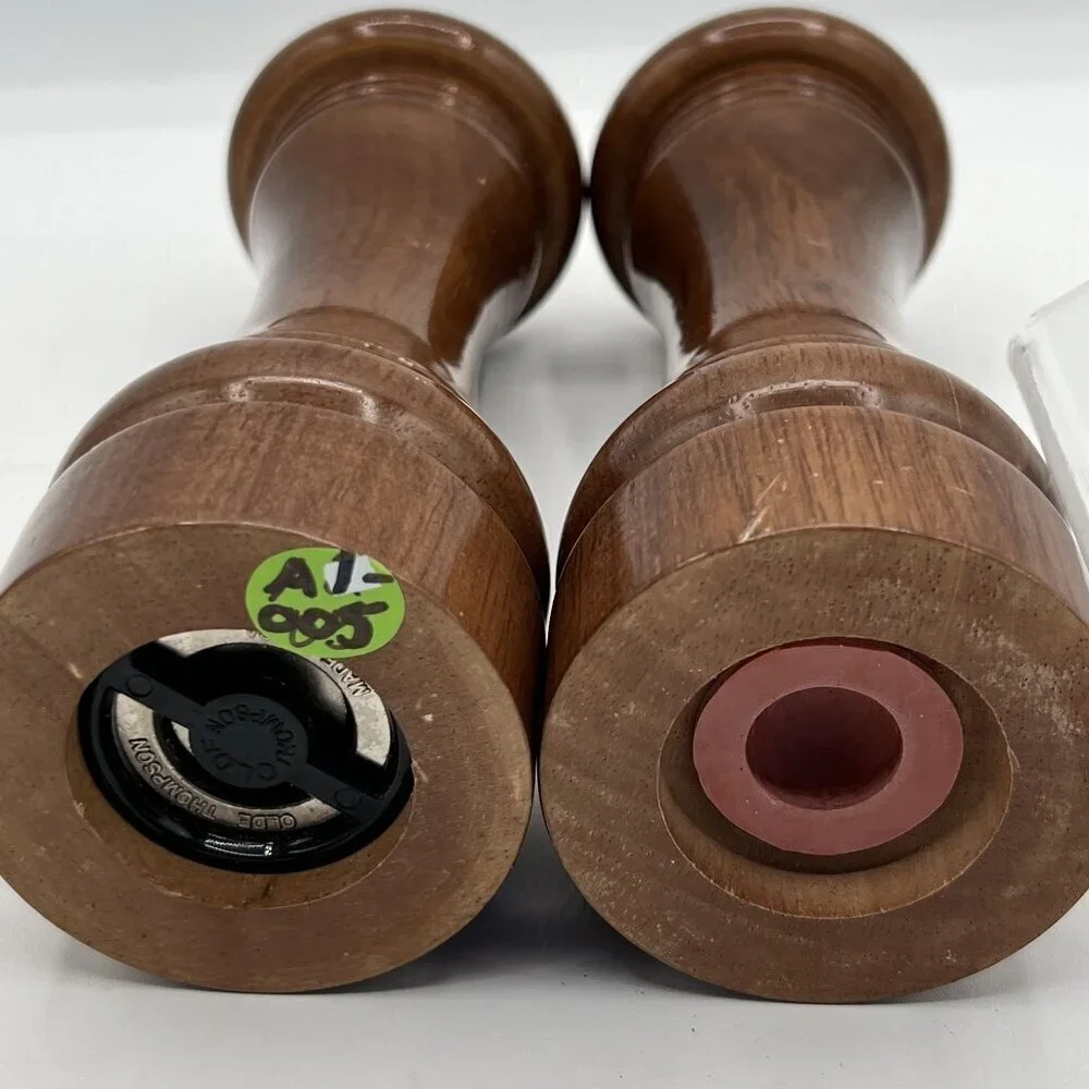 Olde Thompson Walnut Wood Vintage USA Salt Pepper Grinder Set 8.5